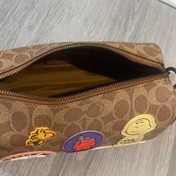 Coach men's crossbody bag. Size: 21*11*10cm. - Picture 8 of 9